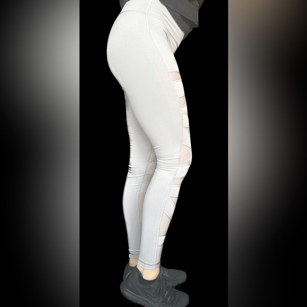 Lululemon leggings, light grey, size 4